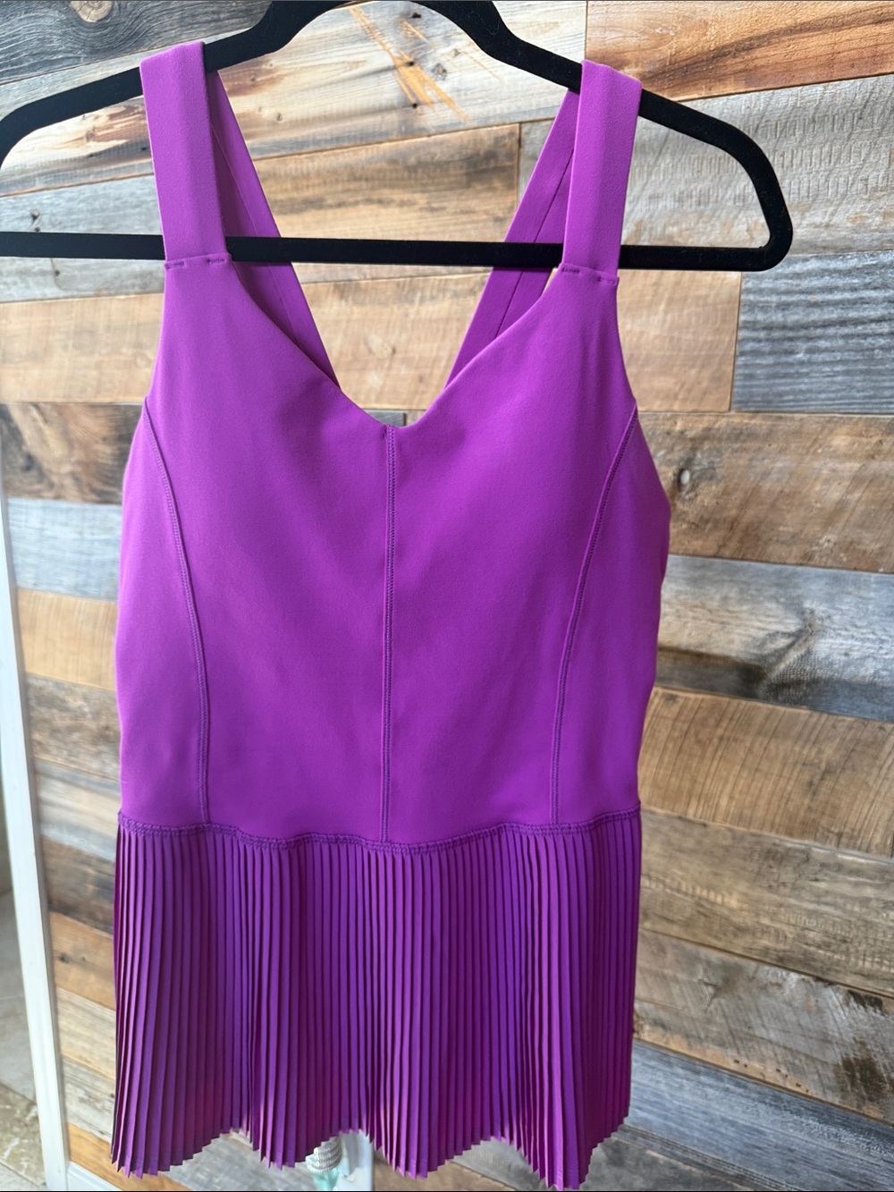 Lululemon top with built in bra